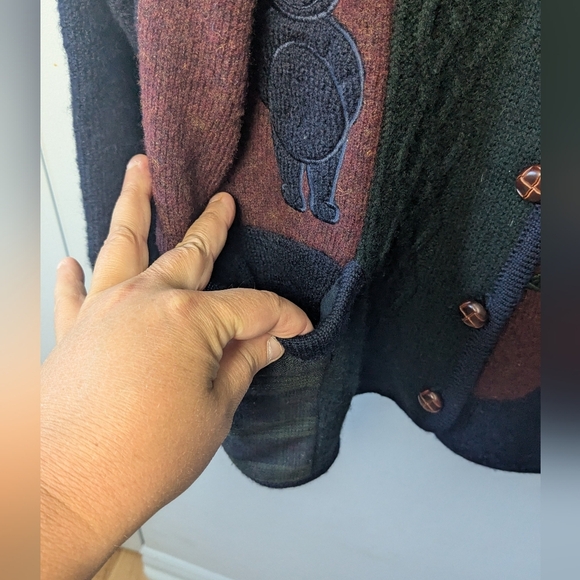 VINTAGE 1990 Women Sweater Made In Hong Kong Size M 100% Wool Winter Vibes - Picture 4 of 11